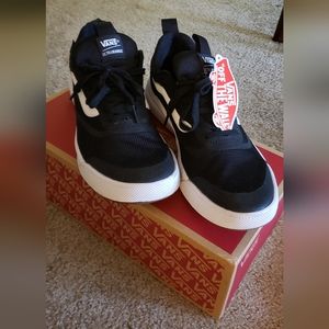 VANS Ultrarange Rapidweld, Mens size 10.5